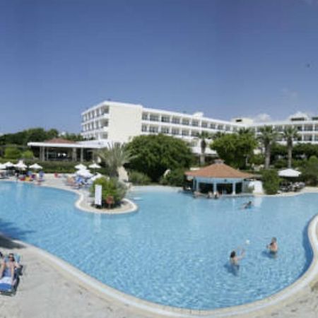 Avanti Hotel Pafos Exterior foto
